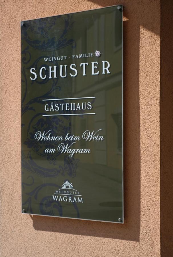 Bed and Breakfast Weingut Familie Schuster Grossriedenthal Exterior foto